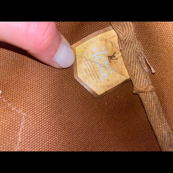 Vintage Louis Vuitton crossbody- authentic - Picture 4 of 8